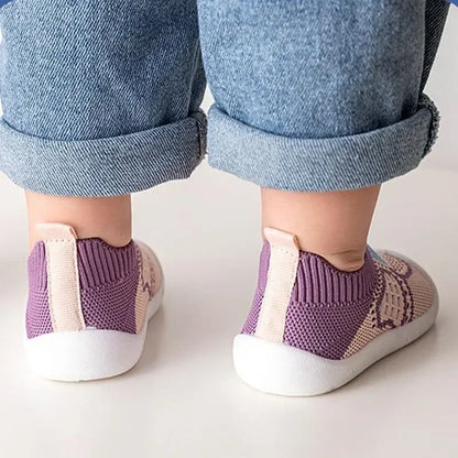 Leo™ – Andningsbara Babyskor för Första Stegen